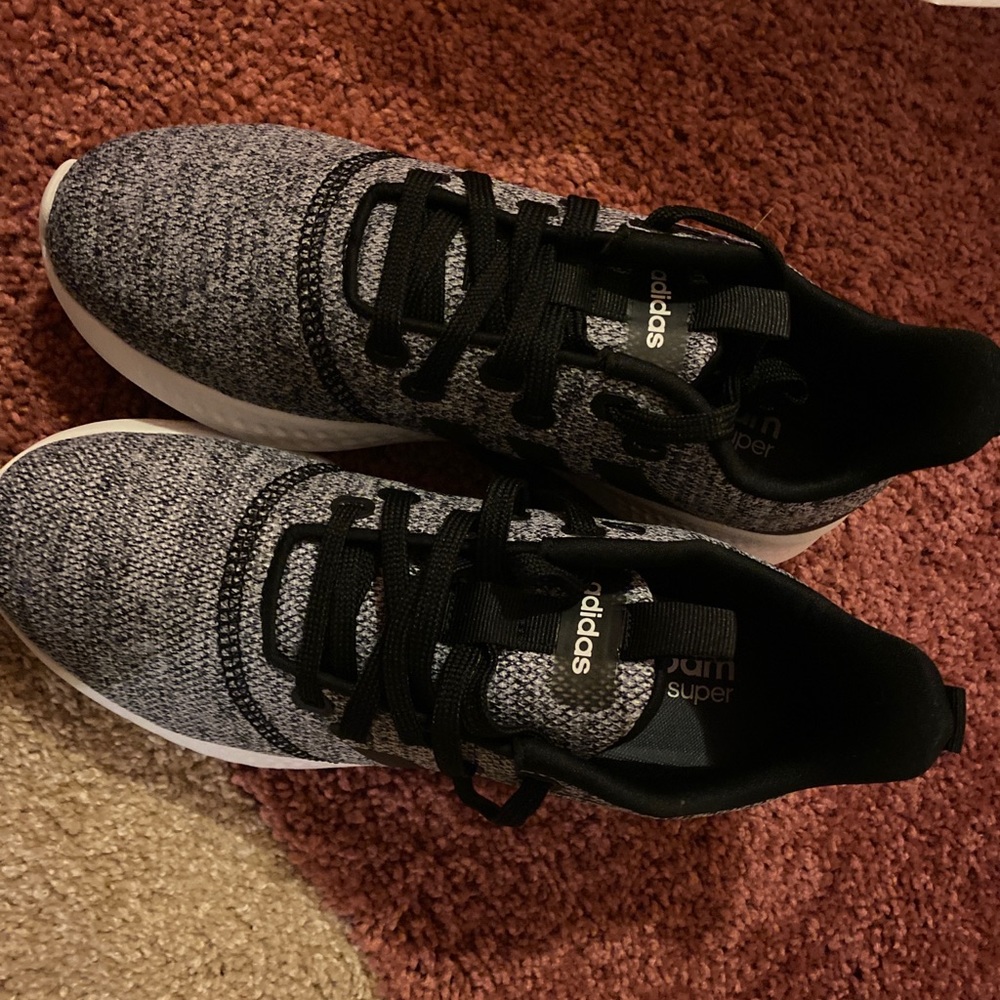 Shoes - Picture 8 of 8